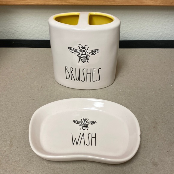 Rae Dunn Other - Rae Dunn “Bee” soap dish and brush holder